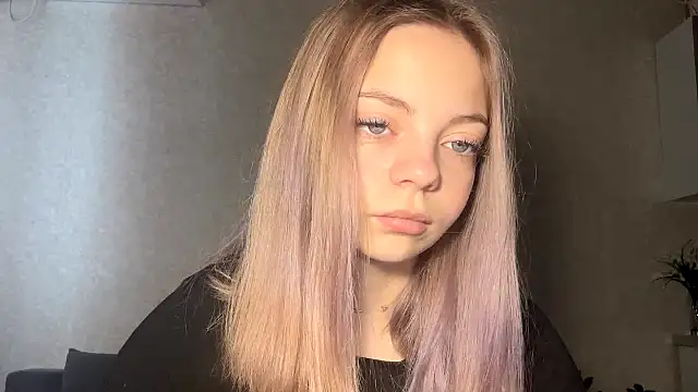 Snapshot of WrithenStub chatting on 10/30/25, 07:10 WrithenStub online show from 10/30/25, 07:10