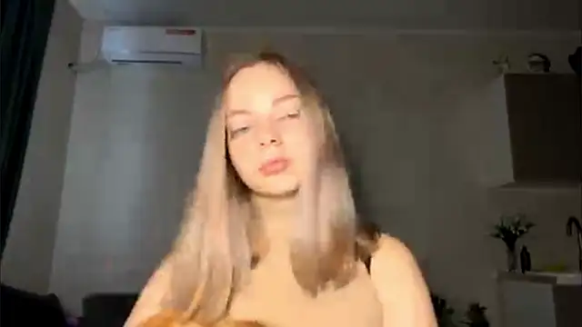 Snapshot of WrithenStub chatting on 11/11/25, 08:14 WrithenStub online show from 11/11/25, 08:14