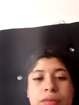 petite coral online show from 02/22/26, 03:43