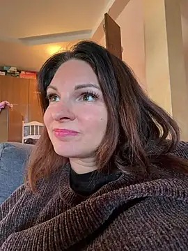 kinkysarahx online show from 04/08/26, 02:06