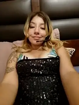 Snapshot of lilivalkova chatting on 02/14/26, 04:20 lilivalkova online show from 02/14/26, 04:20