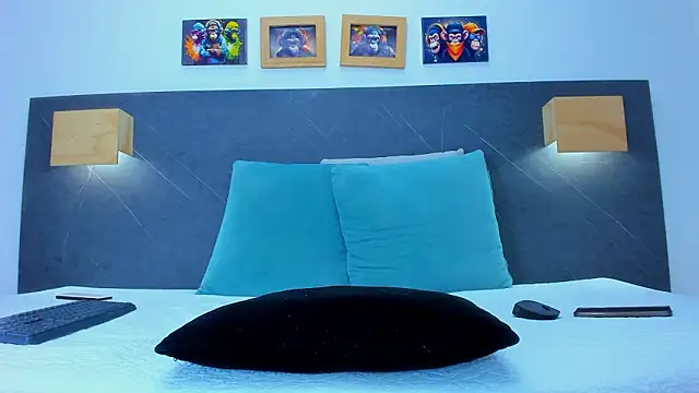 iamdoll online show from 03/12/26, 08:26