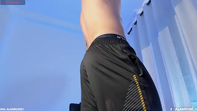 AlanRose01 online show from 12/03/25, 01:09