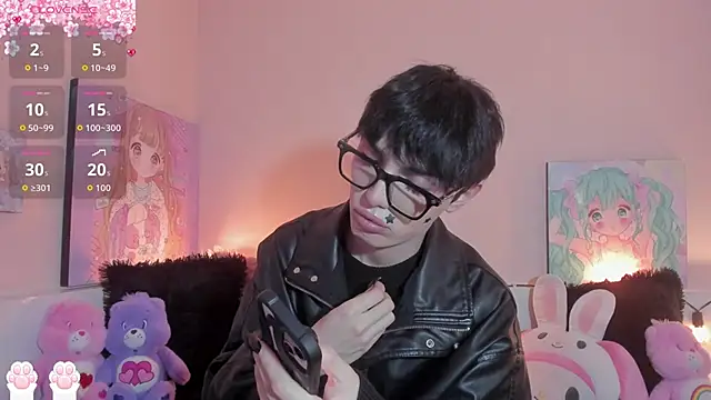 Strawberry Kitty  online show from 02/21/26, 03:40