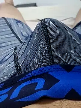 El pajitas35 online show from 10/24/25, 04:53