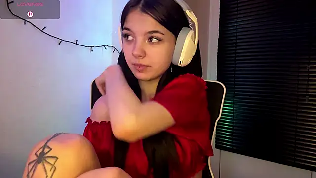 Snapshot of HanaMantanaDell chatting on 02/25/26, 04:16 HanaMantanaDell online show from 02/25/26, 04:16