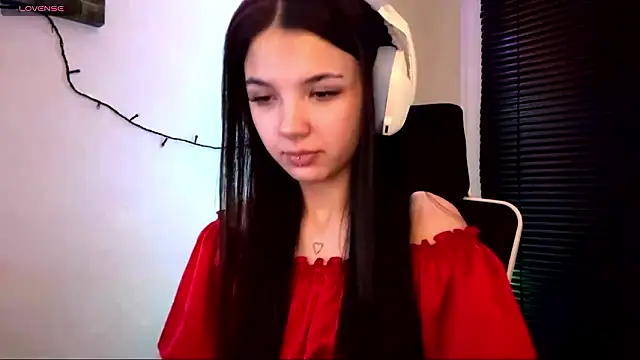 Snapshot of HanaMantanaDell chatting on 03/12/26, 06:03 HanaMantanaDell online show from 03/12/26, 06:03