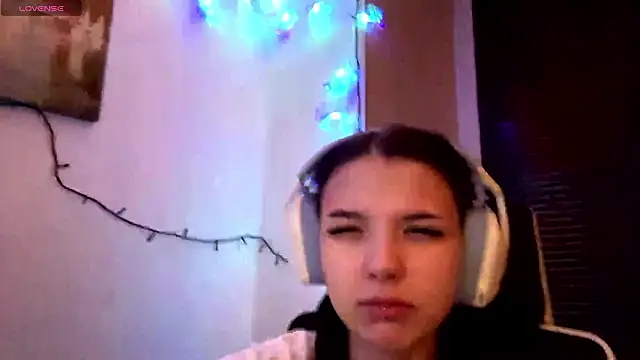 Snapshot of HanaMantanaDell chatting on 03/14/26, 04:12 HanaMantanaDell online show from 03/14/26, 04:12