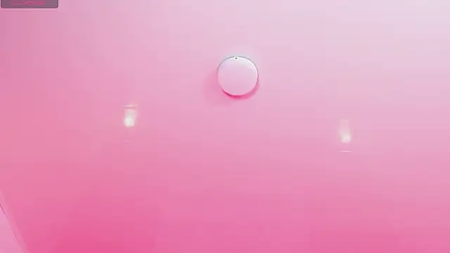 Halleyrosse online show from 02/26/26, 08:52