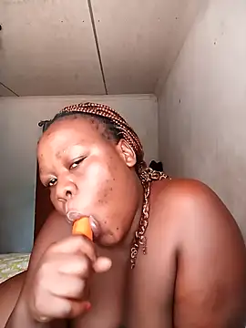 Roronae online show from 10/27/25, 11:14