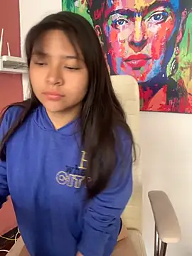 LeahParker Pink online show from 10/20/25, 01:44