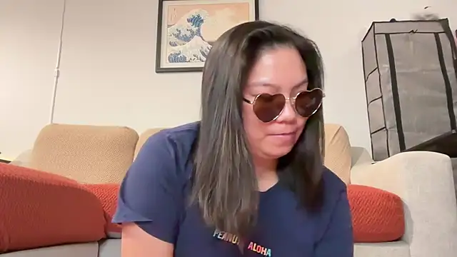SweetBunny94 online show from 05/15/26, 03:57