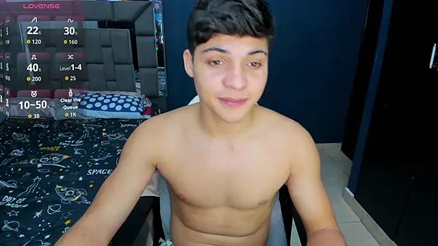 Snapshot of baby_david_03 chatting on 12/01/25, 11:54 baby david 03 online show from 12/01/25, 11:54