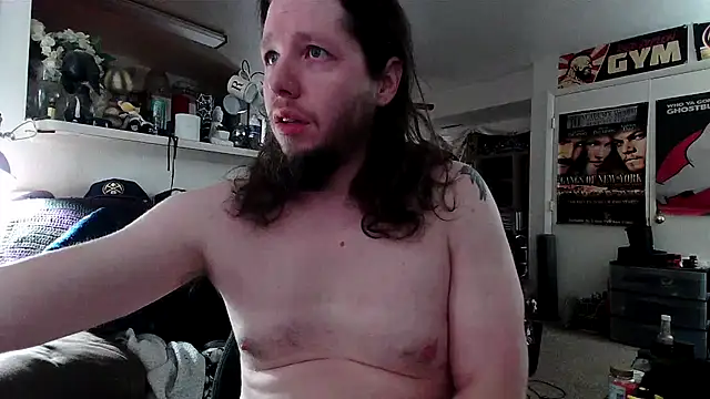 biggerisbetter12 online show from 11/26/25, 07:48