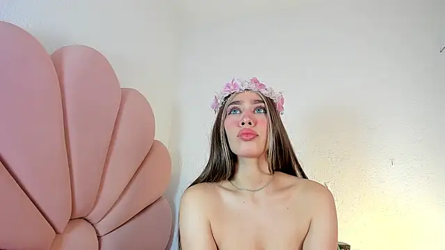 madeliin clerk online show from 03/04/26, 03:51