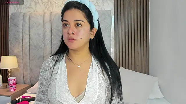 goddessfeetxx online show from 10/24/25, 08:38