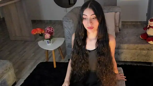 BritanyLnx online show from 04/14/26, 12:49
