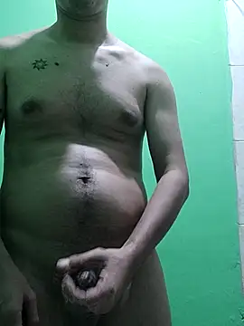 Snapshot of Dante2025xxx chatting on 10/19/25, 06:14 Dante2025xxx online show from 10/19/25, 06:14