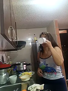 AmeliHoney online show from 11/27/25, 01:57