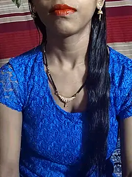 Itz Aisha   online show from 11/03/25, 05:09