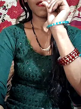 Itz Aisha   online show from 03/03/26, 06:08