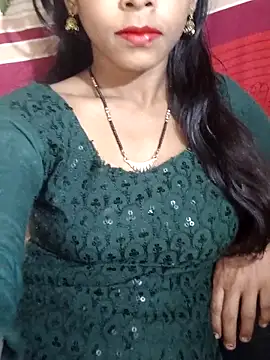 Itz Aisha   online show from 03/30/26, 05:52