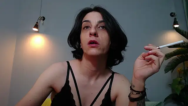 Snapshot of redflagx chatting on 10/24/25, 09:28 redflagx online show from 10/24/25, 09:28