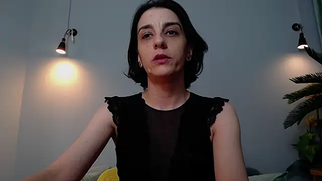 Snapshot of redflagx chatting on 10/27/25, 02:54 redflagx online show from 10/27/25, 02:54