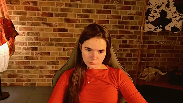 May Bloom online show from 11/18/25, 05:23