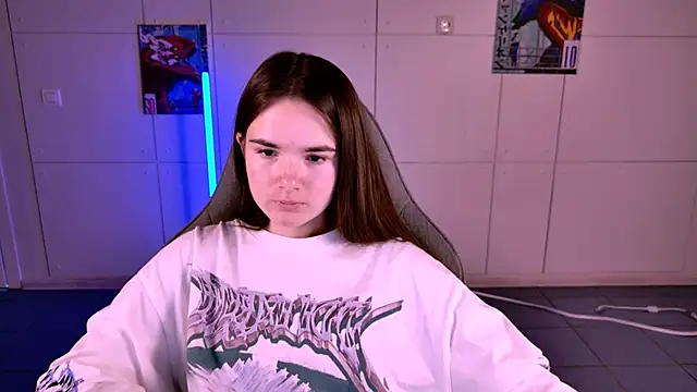 May Bloom online show from 11/26/25, 01:12