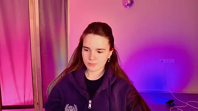 May Bloom online show from 04/21/26, 10:10