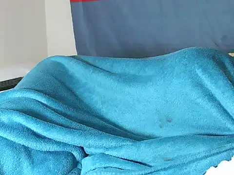 Snapshot of Mamecamila07 chatting on 11/15/25, 10:15 Mamecamila07 online show from 11/15/25, 10:15