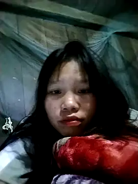 Snapshot of linh-miu99 chatting on 10/17/25, 02:08 linh-miu99 online show from 10/17/25, 02:08