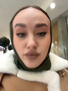 KiraSunshine online show from 11/04/25, 03:49