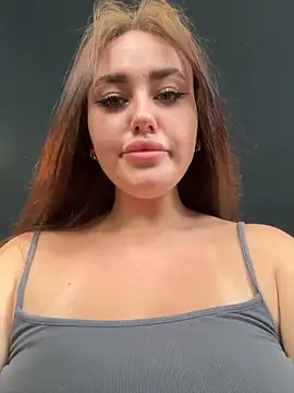 KiraSunshine online show from 02/26/26, 04:44