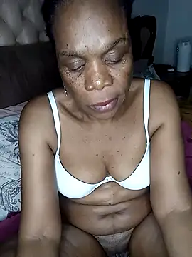 Hotcougar online show from 10/30/25, 08:31