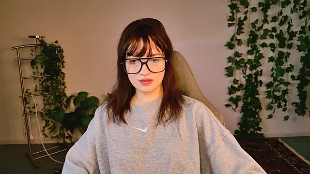 KiraVair online show from 04/04/26, 07:06