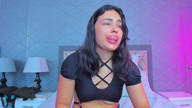 ViolettRouse online show from 02/04/26, 05:08