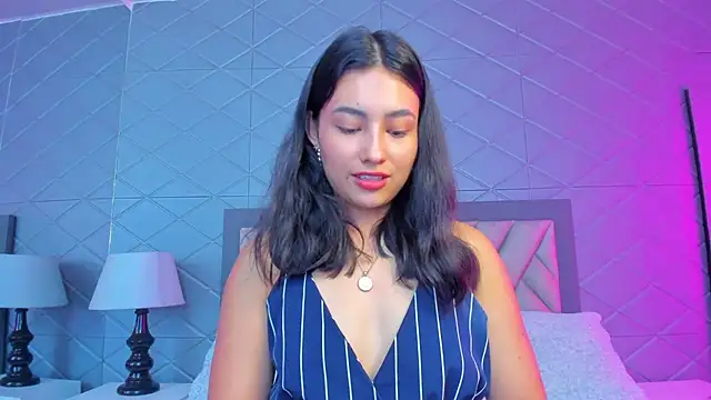 ViolettRouse online show from 02/11/26, 03:39