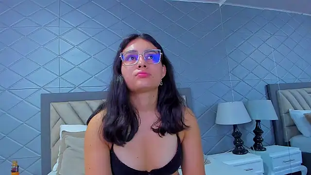 ViolettRouse online show from 03/04/26, 03:51