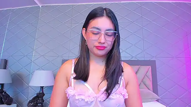 ViolettRouse online show from 03/26/26, 02:44