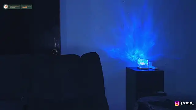 Snapshot of jhon_mendoza_ chatting on 10/31/25, 10:22 jhon mendoza online show from 10/31/25, 10:22