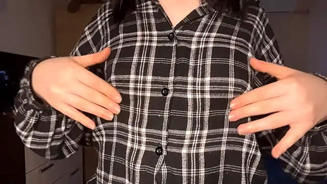 MyraLitterers online show from 04/14/26, 04:24