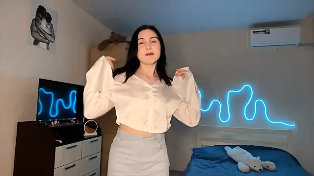 MyraLitterers online show from 04/21/26, 04:23