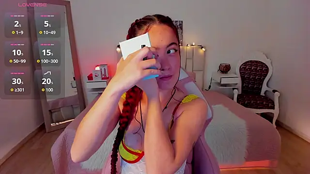 Amaraa couper1 online show from 11/01/25, 03:30