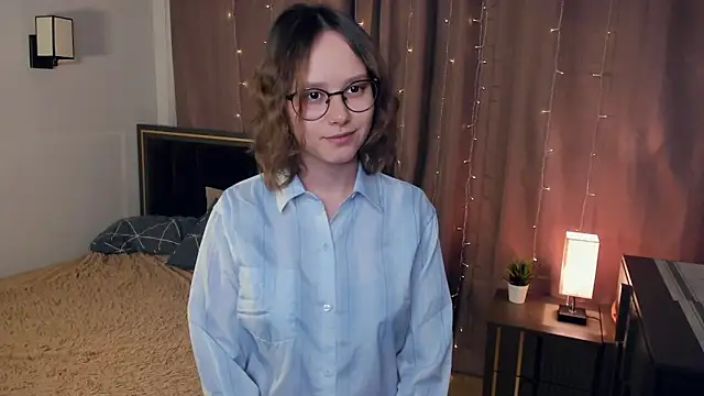 Snapshot of DenaDubberly chatting on 11/06/25, 08:10 DenaDubberly online show from 11/06/25, 08:10