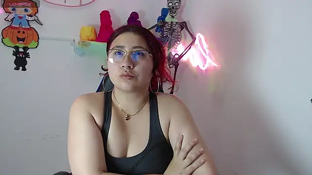 littlee red online show from 10/29/25, 12:40