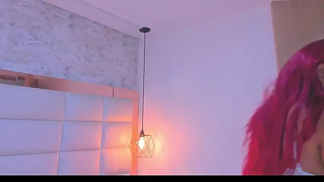 Sofia clk online show from 04/18/26, 03:32