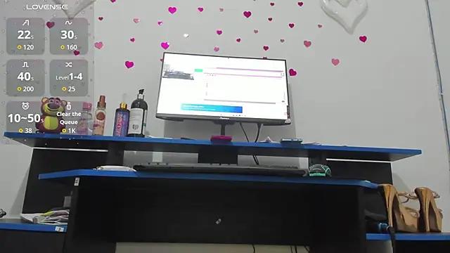 roxy rebel online show from 04/25/26, 12:30