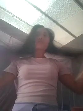 Snapshot of mira-show chatting on 10/19/25, 06:47 mira-show online show from 10/19/25, 06:47